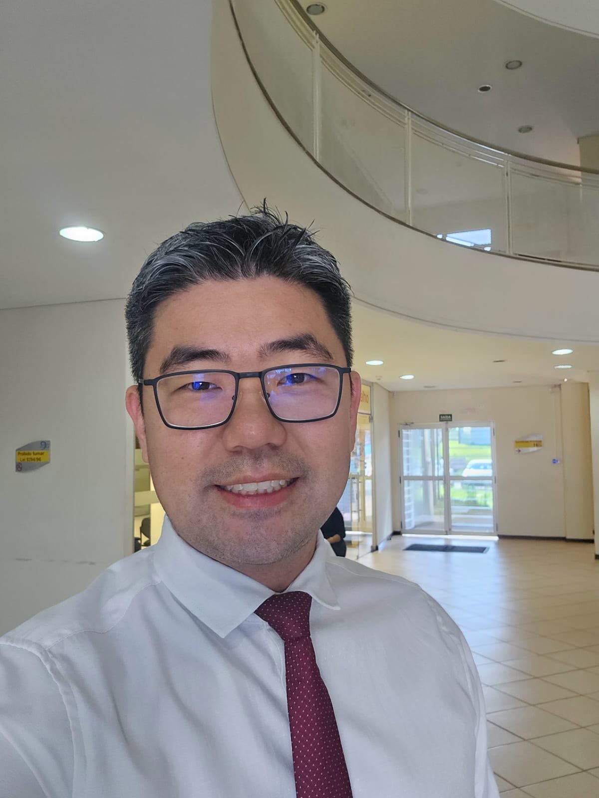 Trabalho no escritório Harada e Adachi